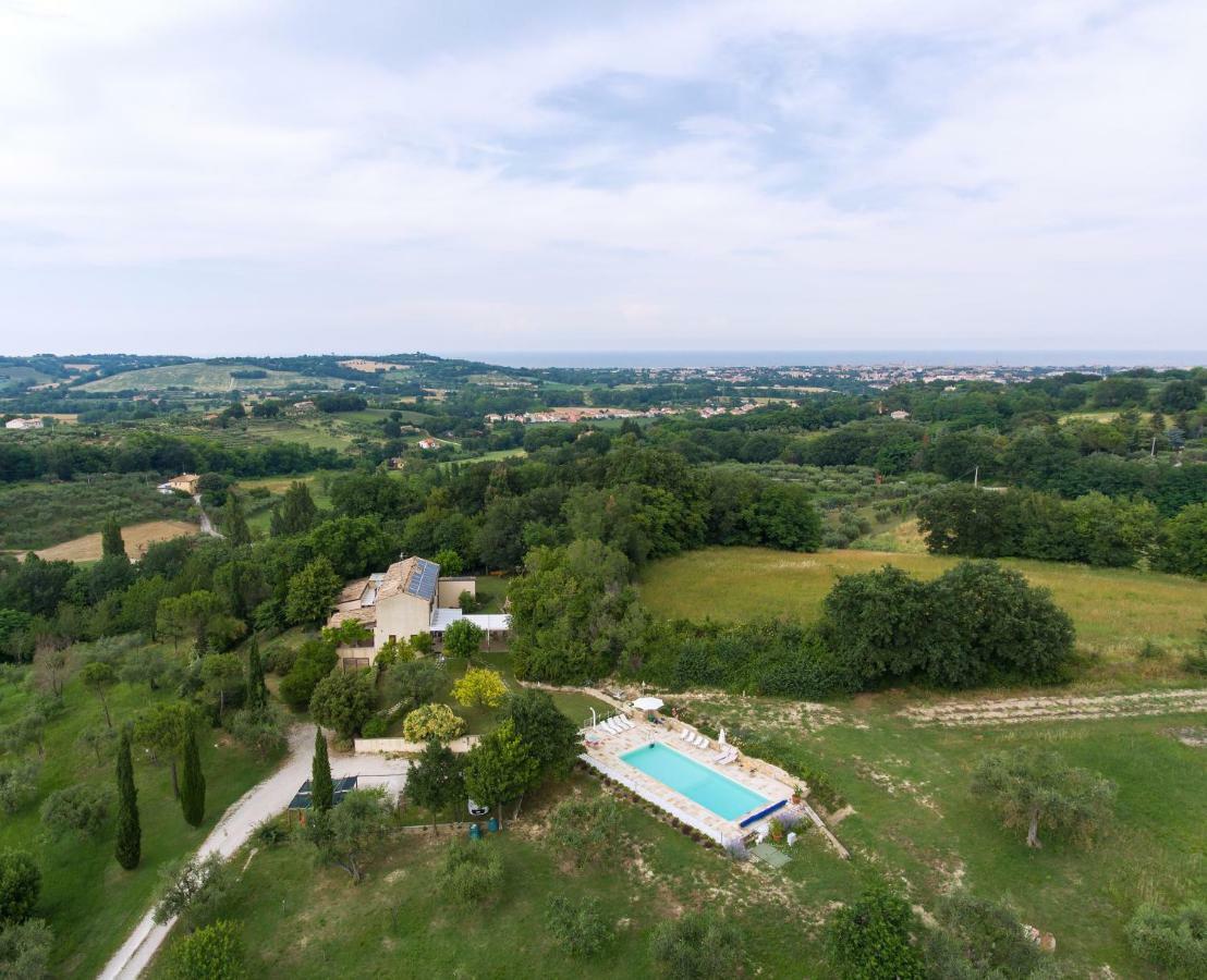 Agriturismo La Barca Nel Bosco Rosciano  エクステリア 写真