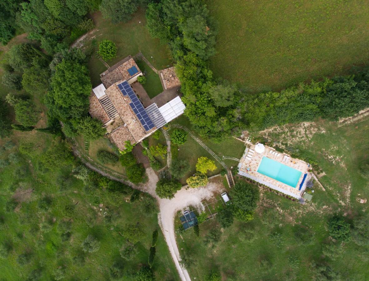 Agriturismo La Barca Nel Bosco Rosciano  エクステリア 写真
